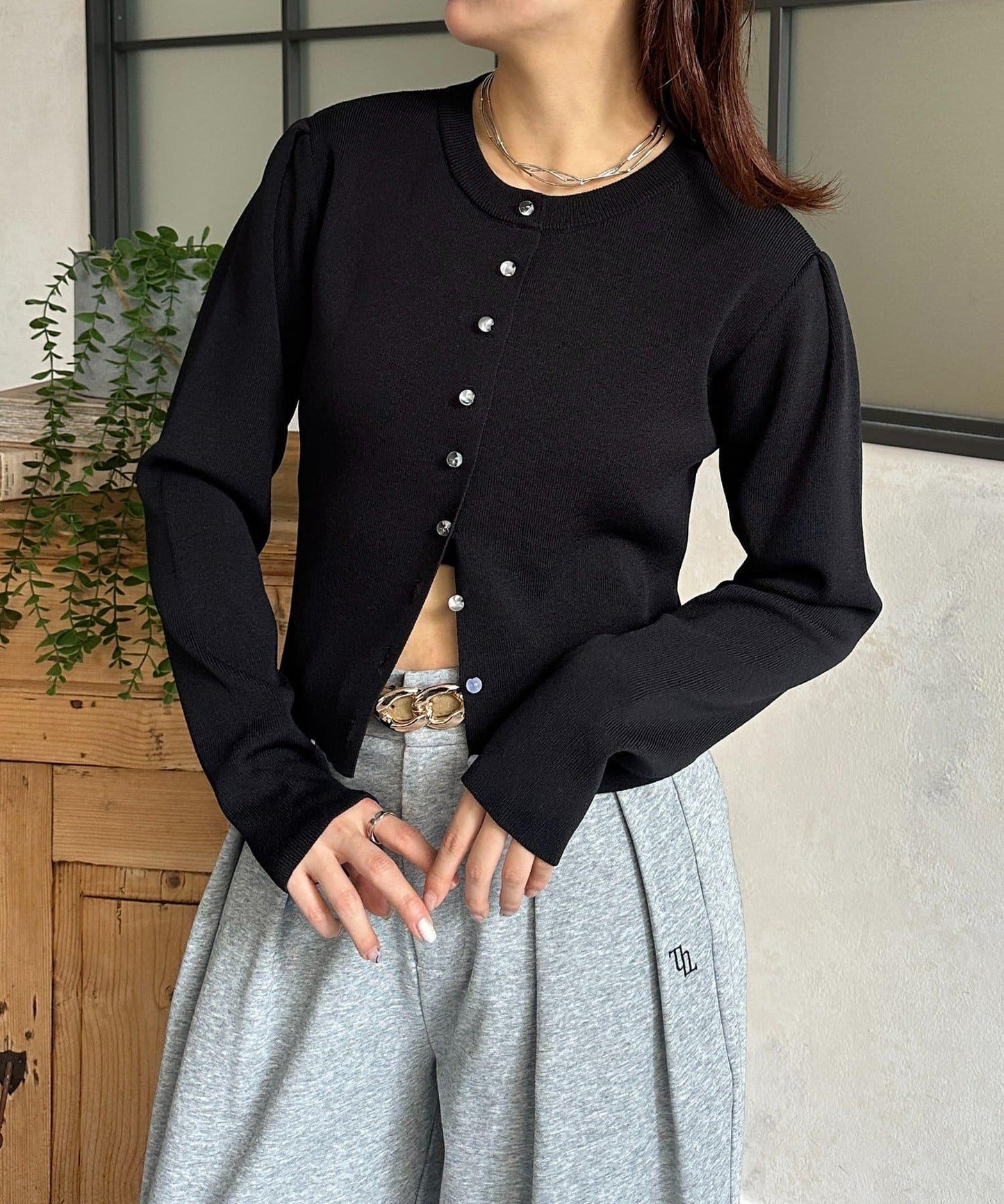 透明紐扣 肩部褶皺 針織開衫