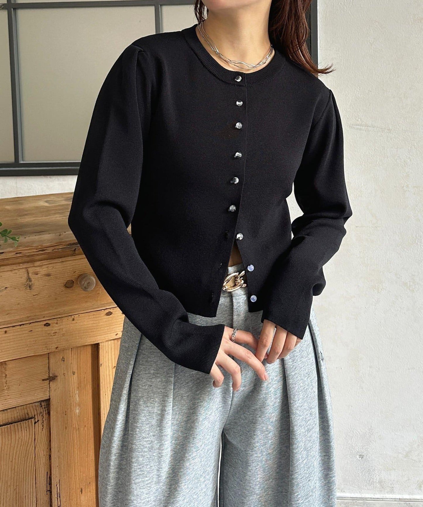 透明紐扣 肩部褶皺 針織開衫