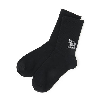 後置Logo 中筒襪