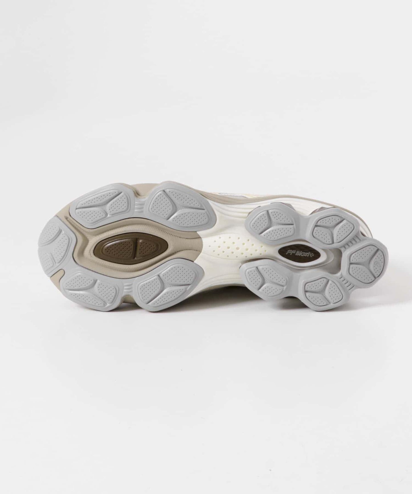 ASICS GEL-KINETIC FLUENT 運動鞋