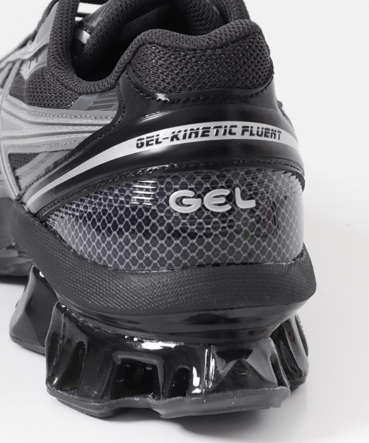 ASICS GEL-KINETIC FLUENT 運動鞋