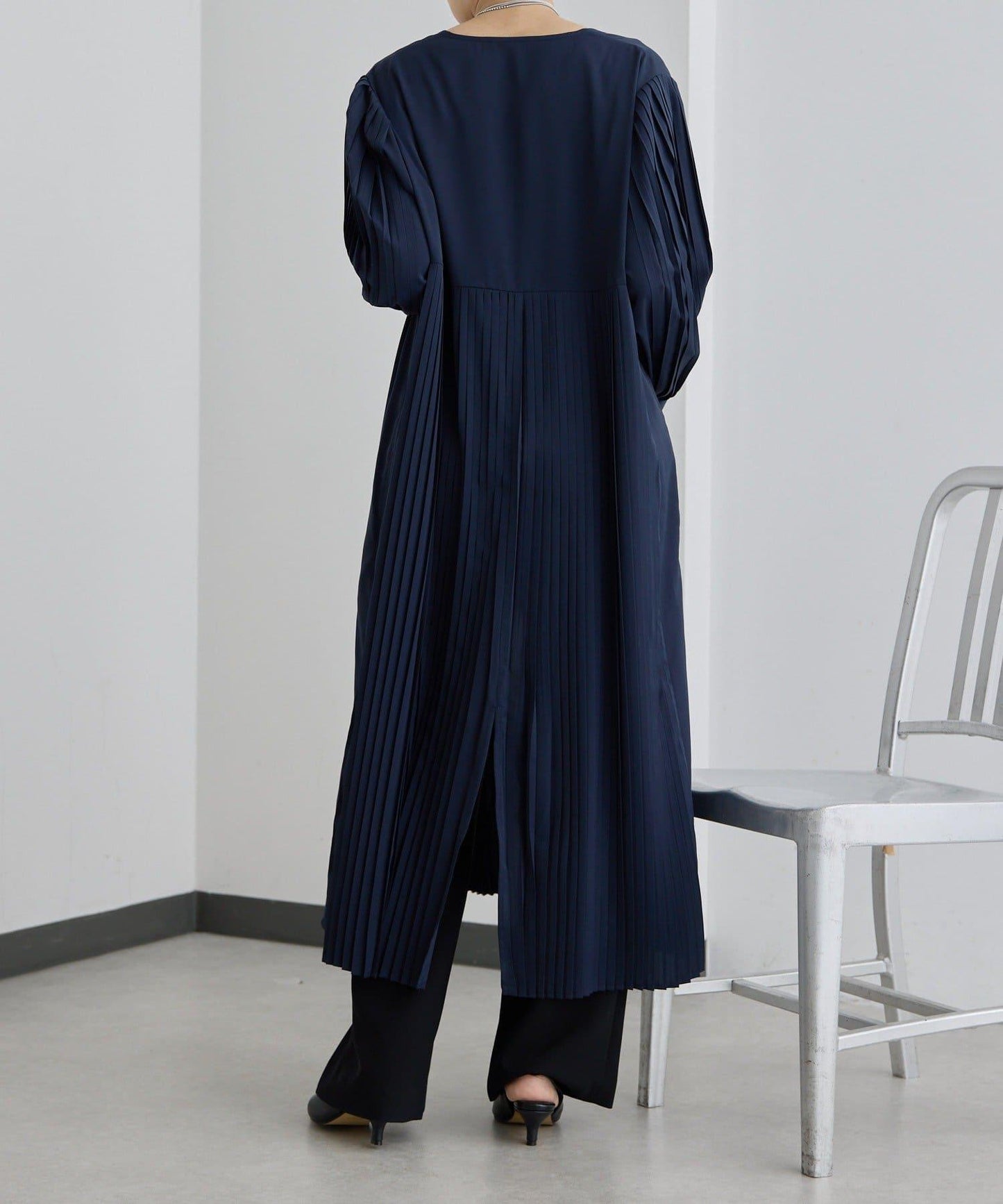 正式場合 V領褶皺 連衣裙 SUM1 STYLE款