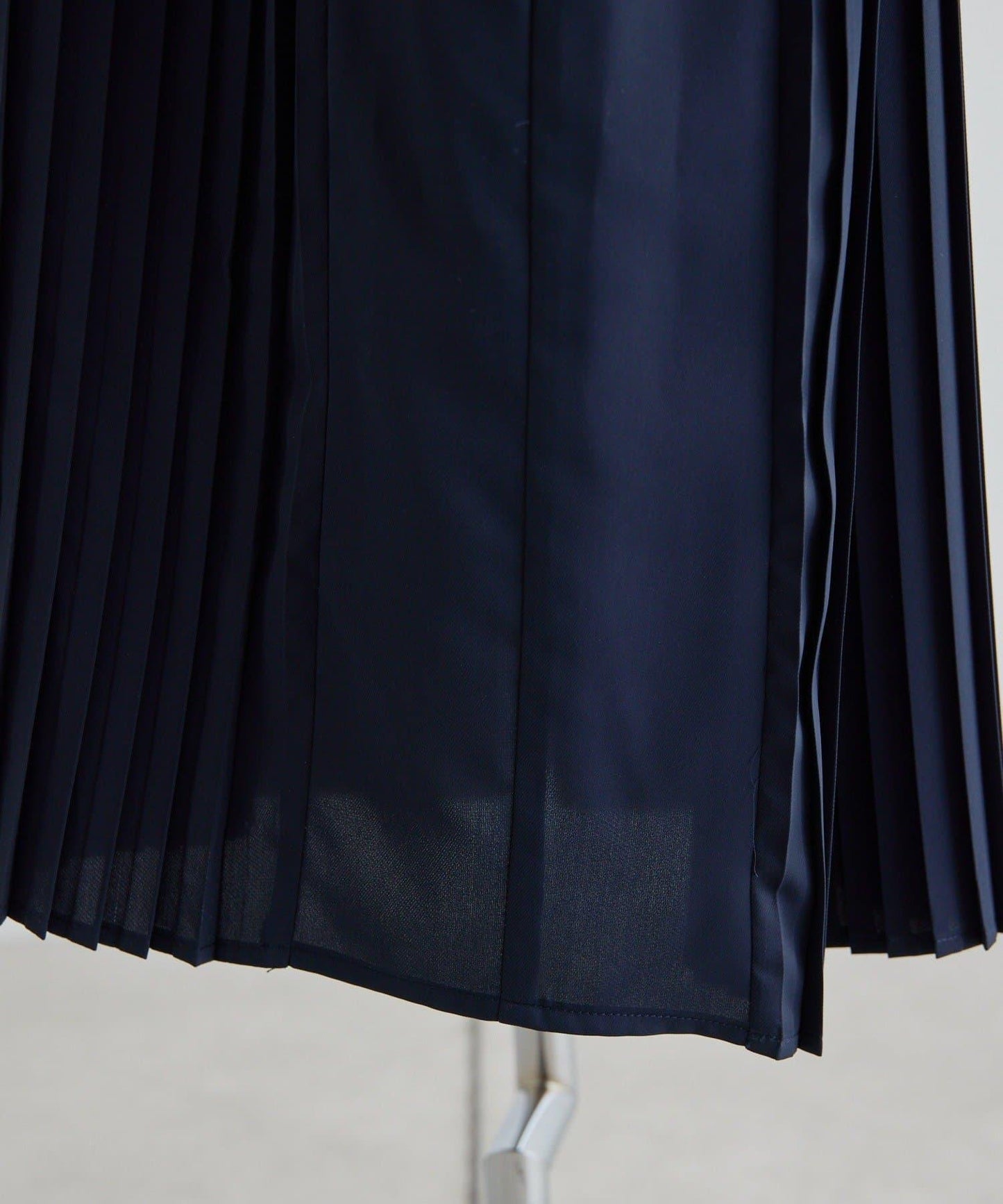 正式場合 V領褶皺 連衣裙 SUM1 STYLE款