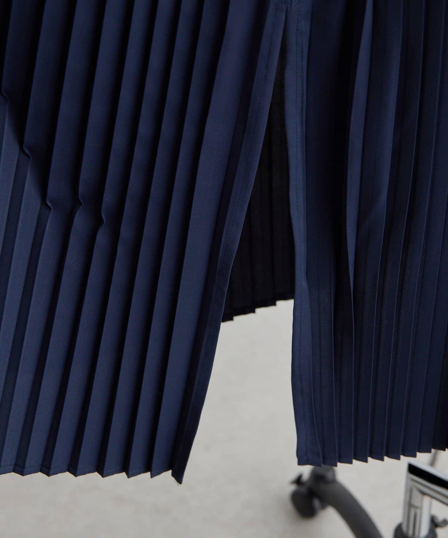 正式場合 V領褶皺 連衣裙 SUM1 STYLE款