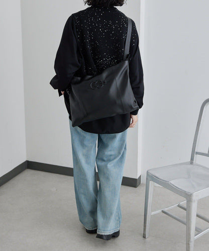 《本革》 壓紋設計 單肩包 L款