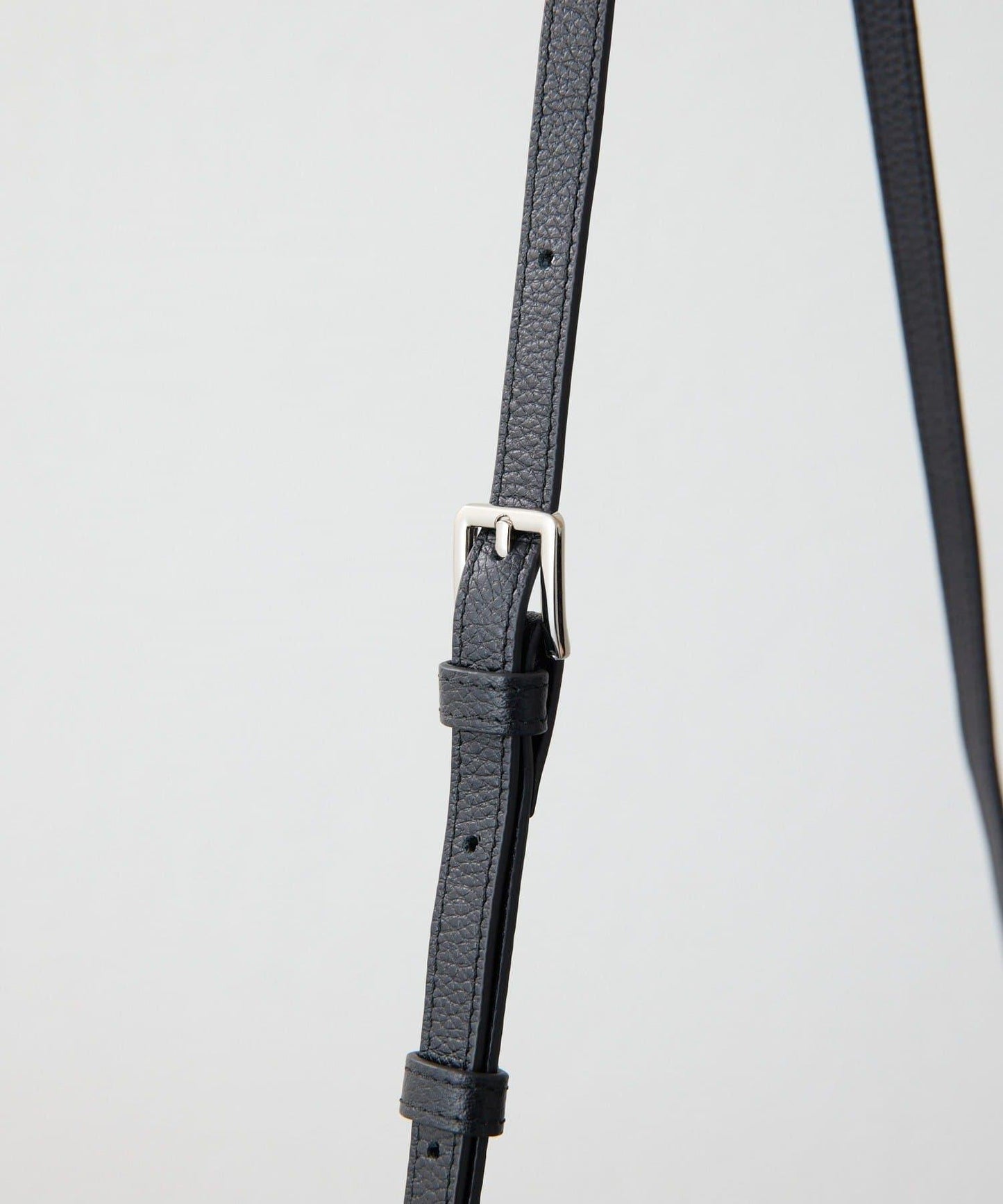 真皮輕量440g 腰帶翻蓋 單肩包