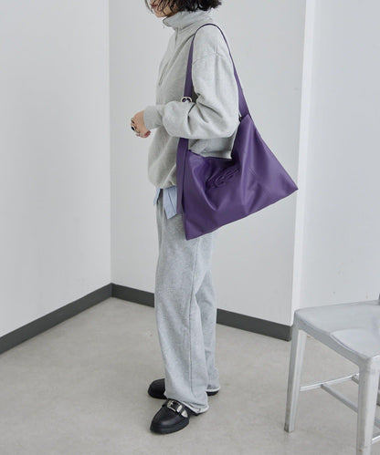 《本革》 壓紋設計 單肩包 L款