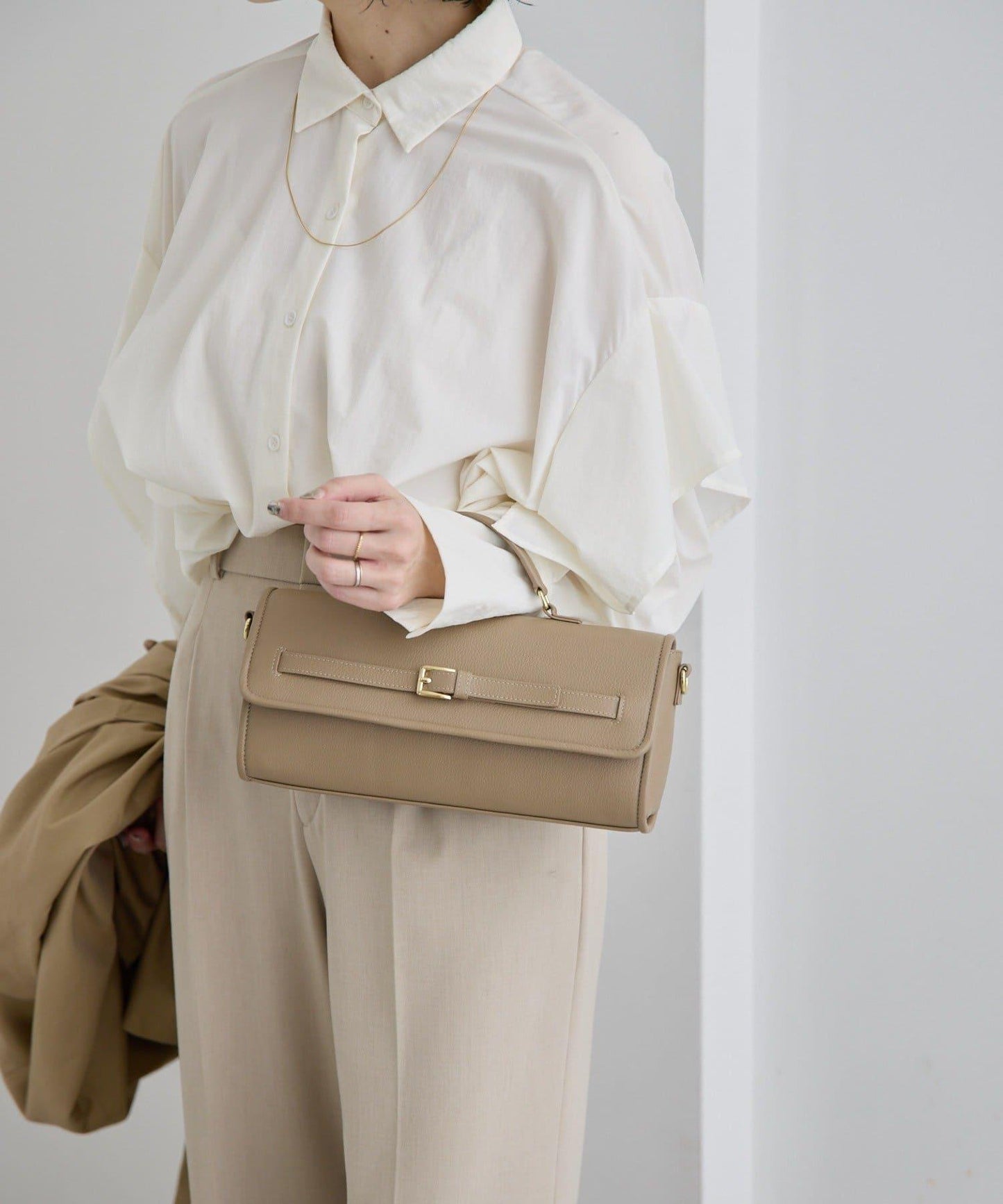 真皮輕量440g 腰帶翻蓋 單肩包