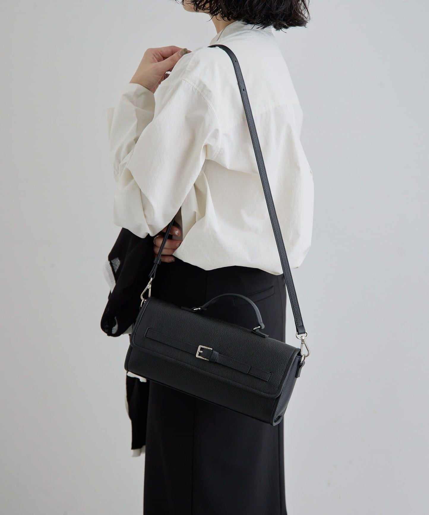 真皮輕量440g 腰帶翻蓋 單肩包