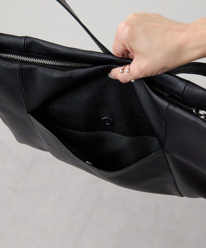 《本革》 壓紋設計 單肩包 L款