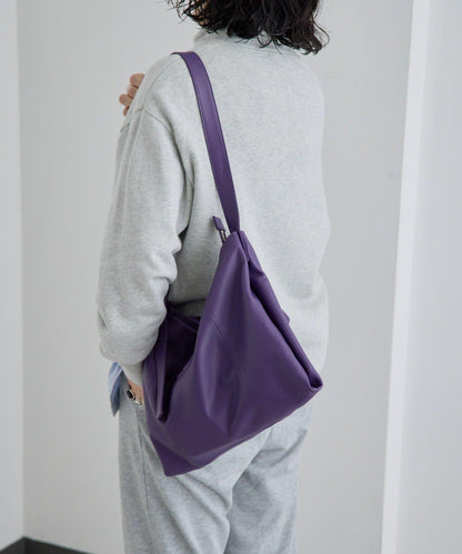 《本革》 壓紋設計 單肩包 L款