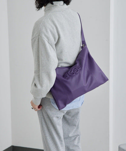 《本革》 壓紋設計 單肩包 L款