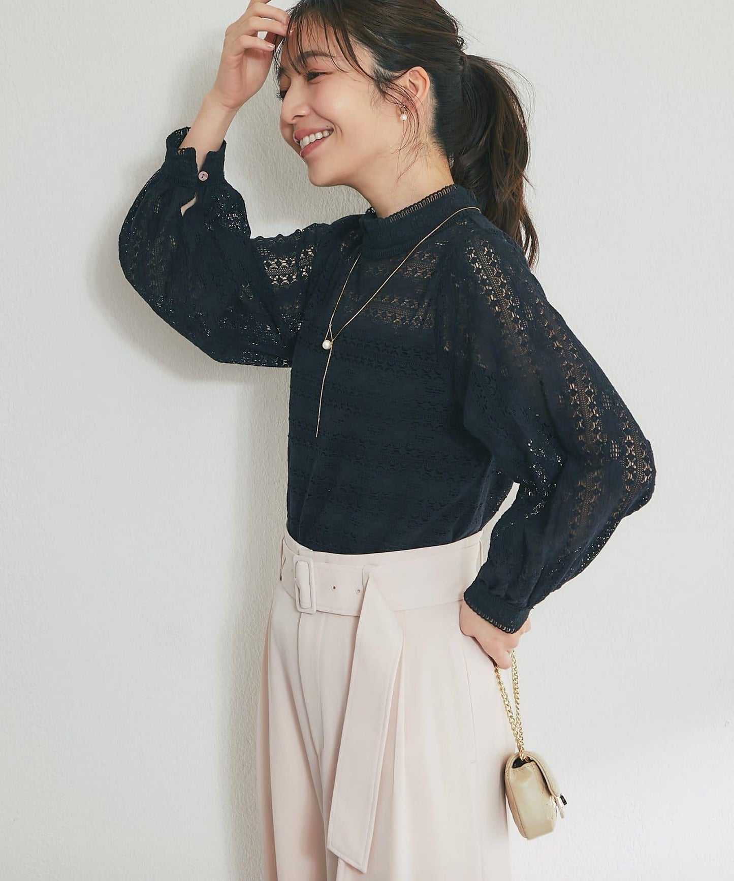 蕾絲女襯衫