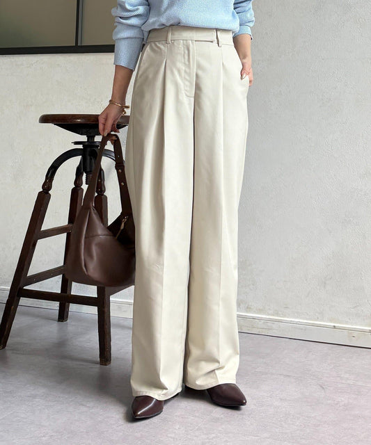 前中線直筒西裝褲