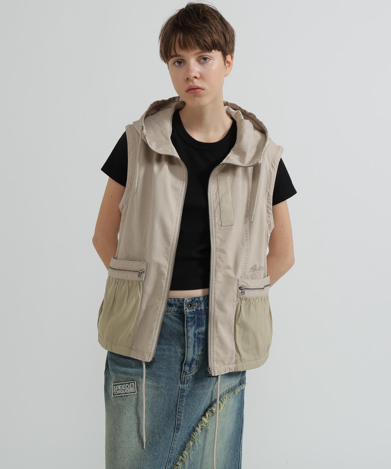 《WOMAN》 MILITARY ZIP POCKET DETACHABLE JACKET 夾克