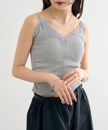 帶胸墊 V字蕾絲 吊帶背心