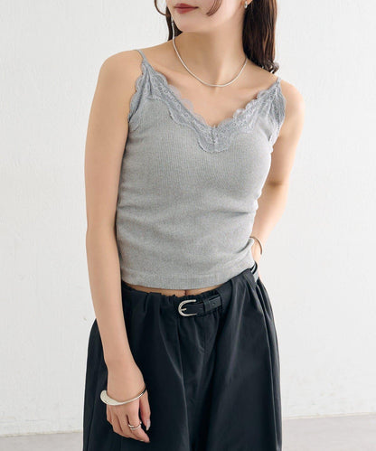 帶胸墊 V字蕾絲 吊帶背心
