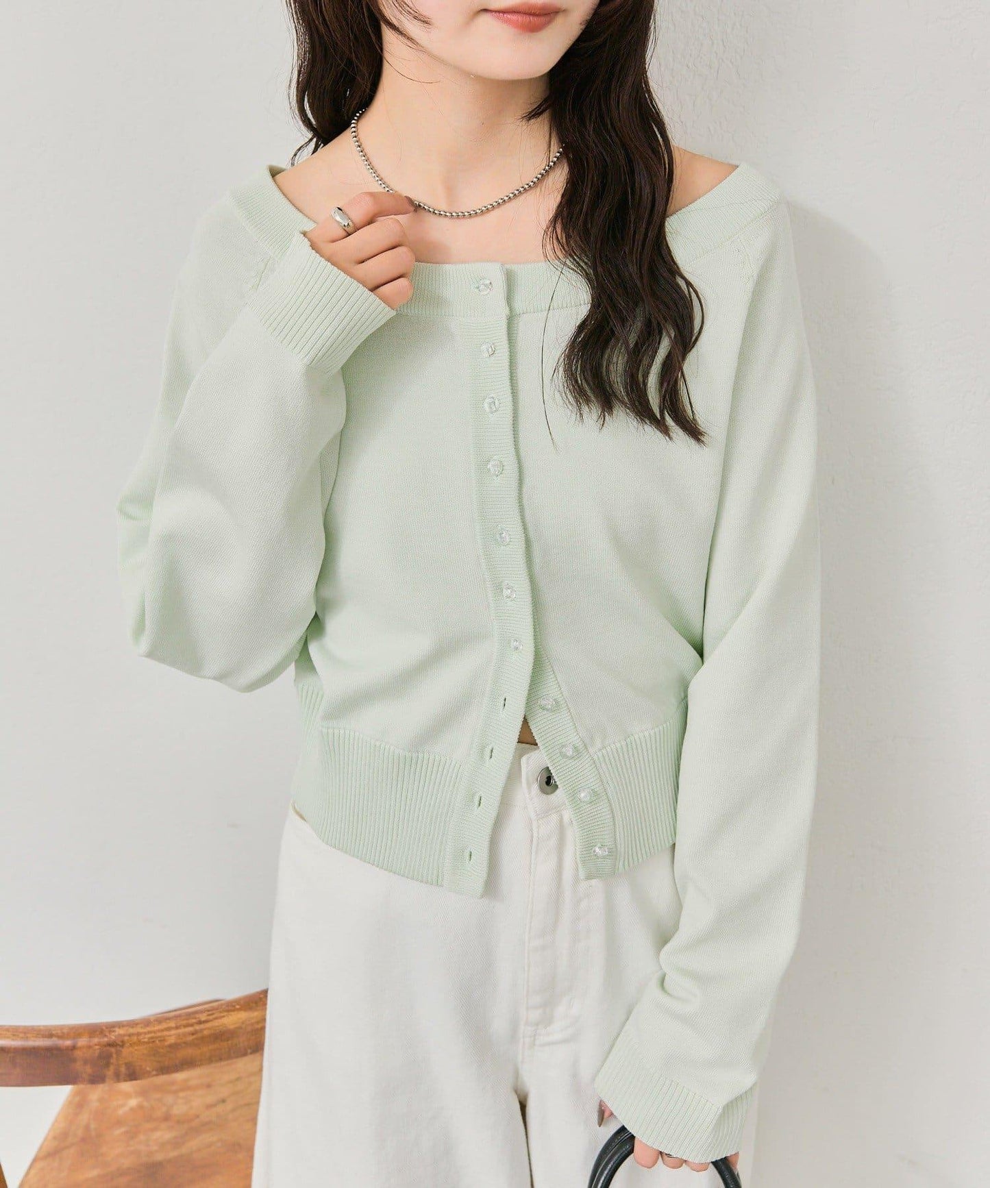 寬領設計 清透紐扣 針織開衫