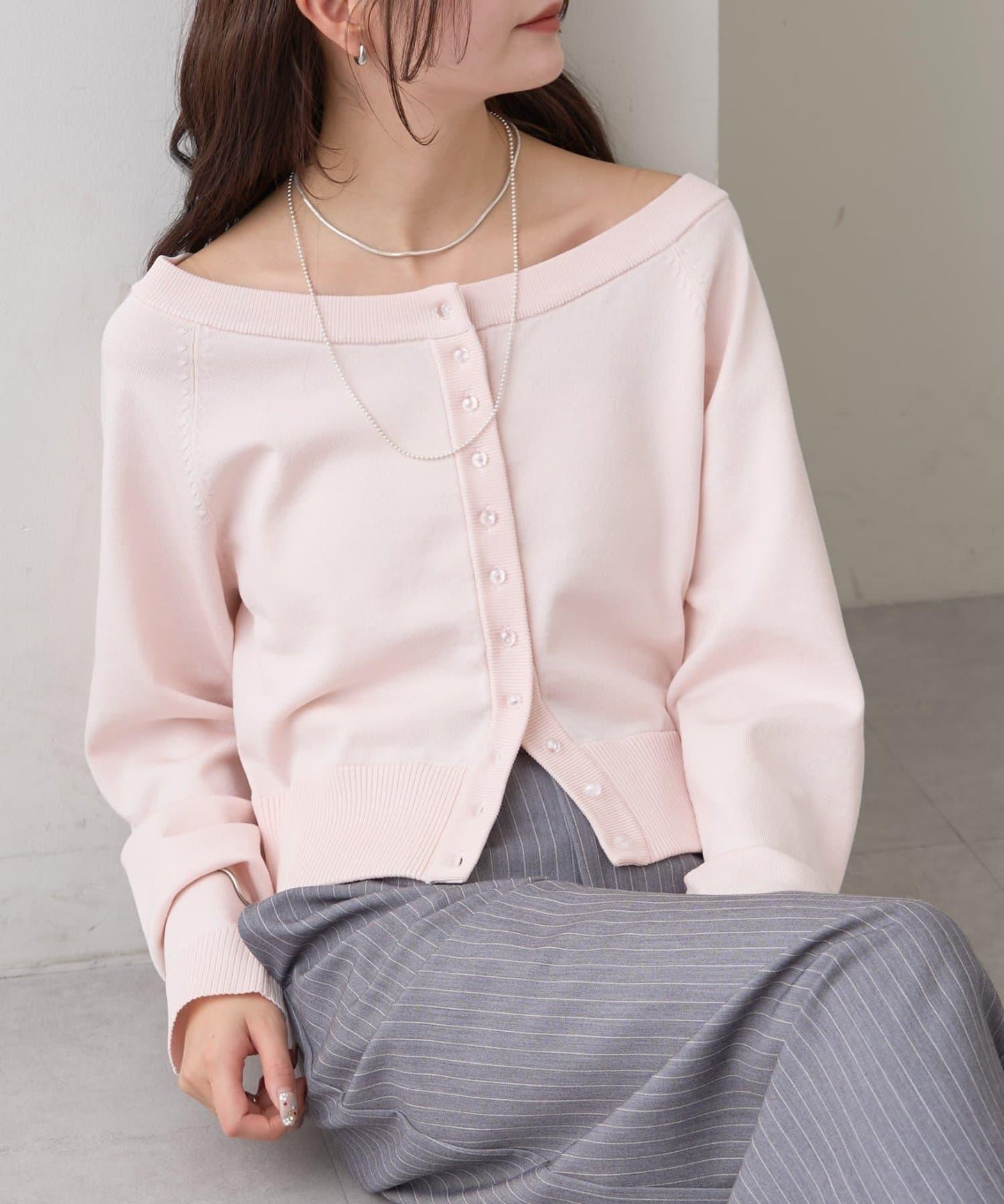 寬領設計 清透紐扣 針織開衫