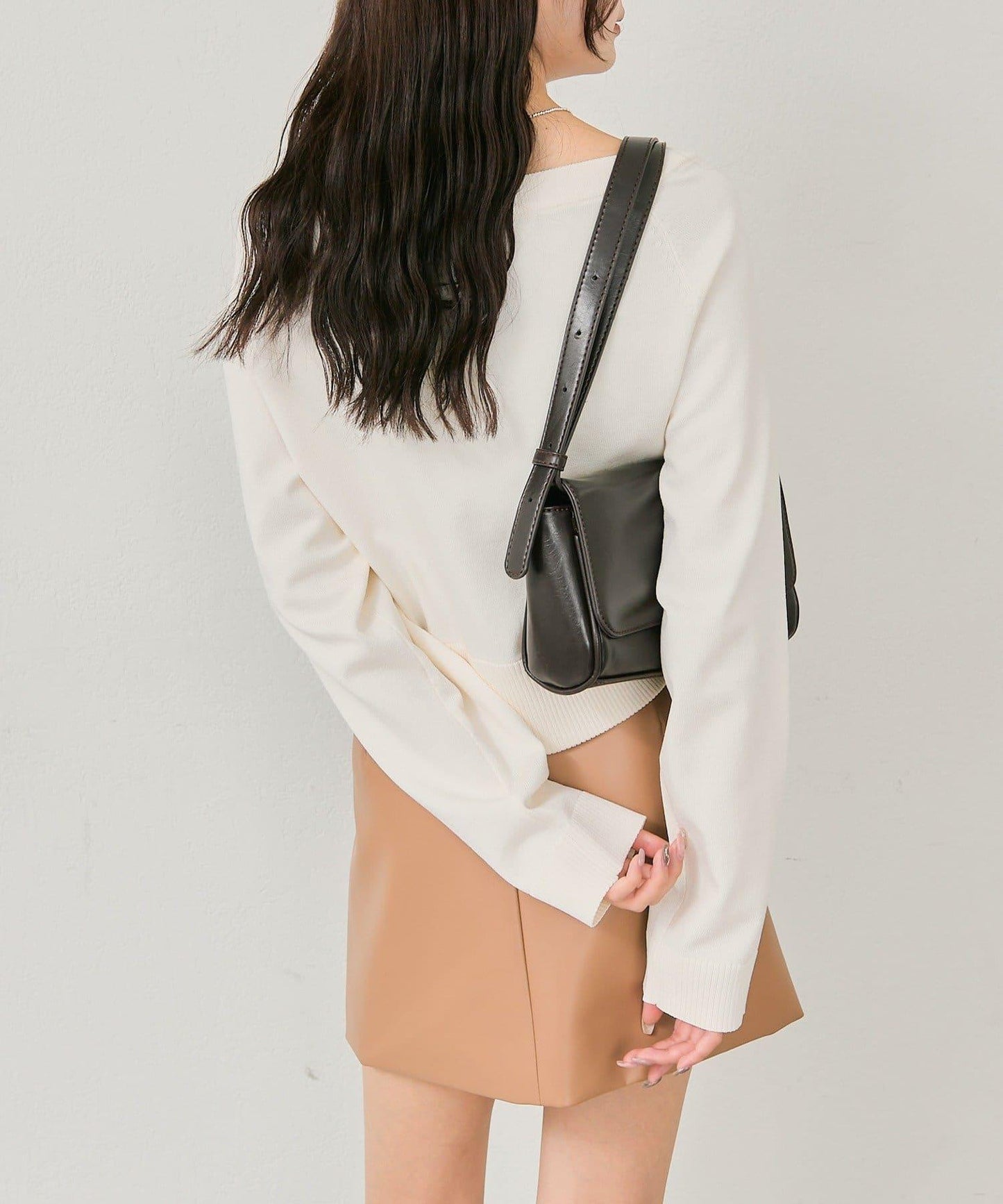 寬領設計 清透紐扣 針織開衫