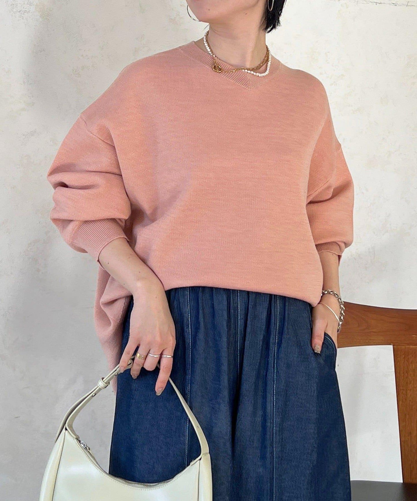 衛衣風亮絲針織上衣