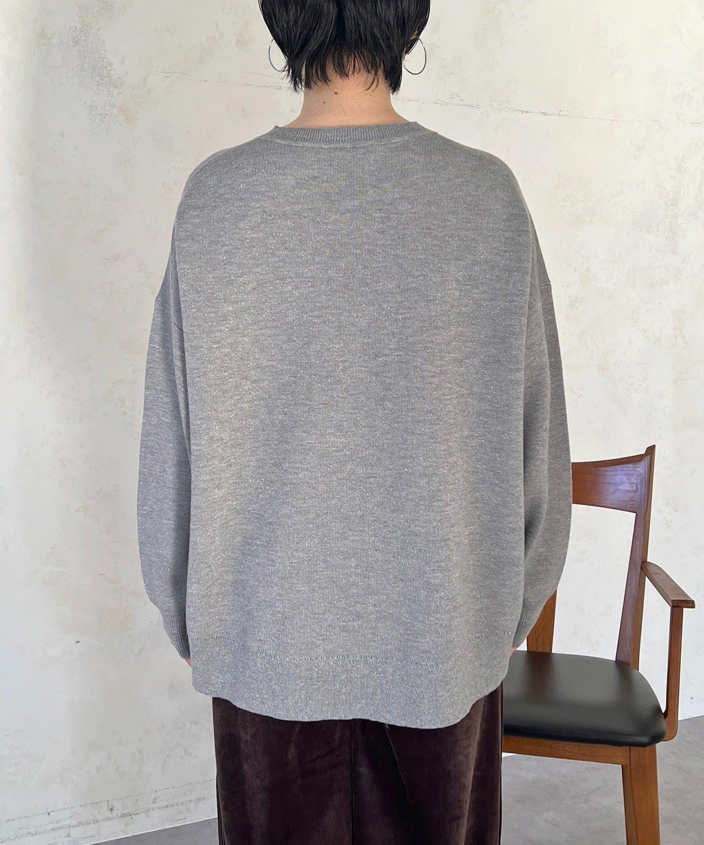 衛衣風亮絲針織上衣