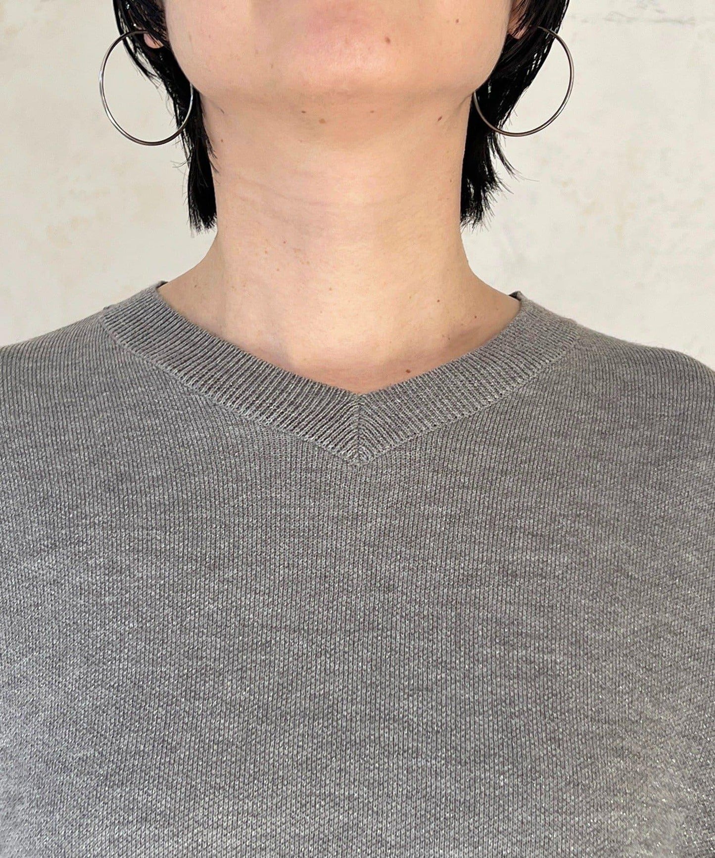 衛衣風亮絲針織上衣