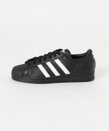 adidas SUPERSTAR 82