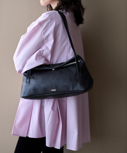 牛革防潑水翻蓋設計單肩包