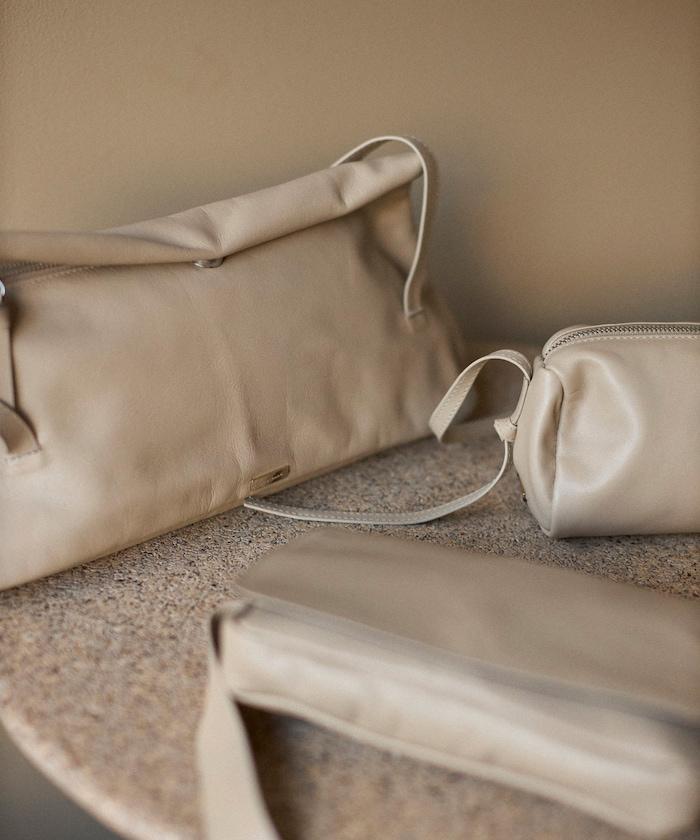 牛皮防潑水腰包