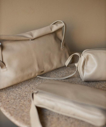 牛皮防潑水腰包