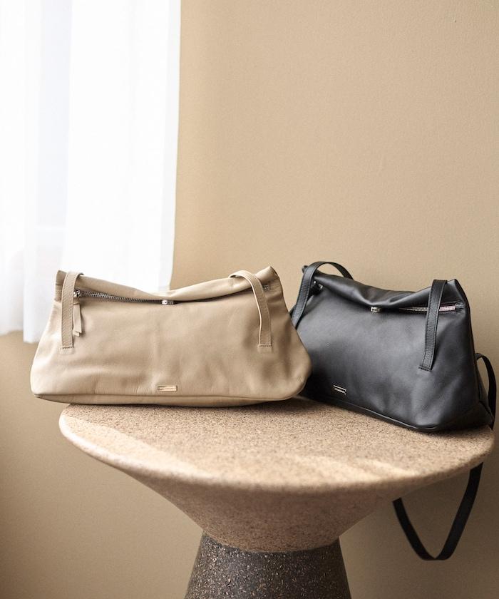 牛革防潑水翻蓋設計單肩包