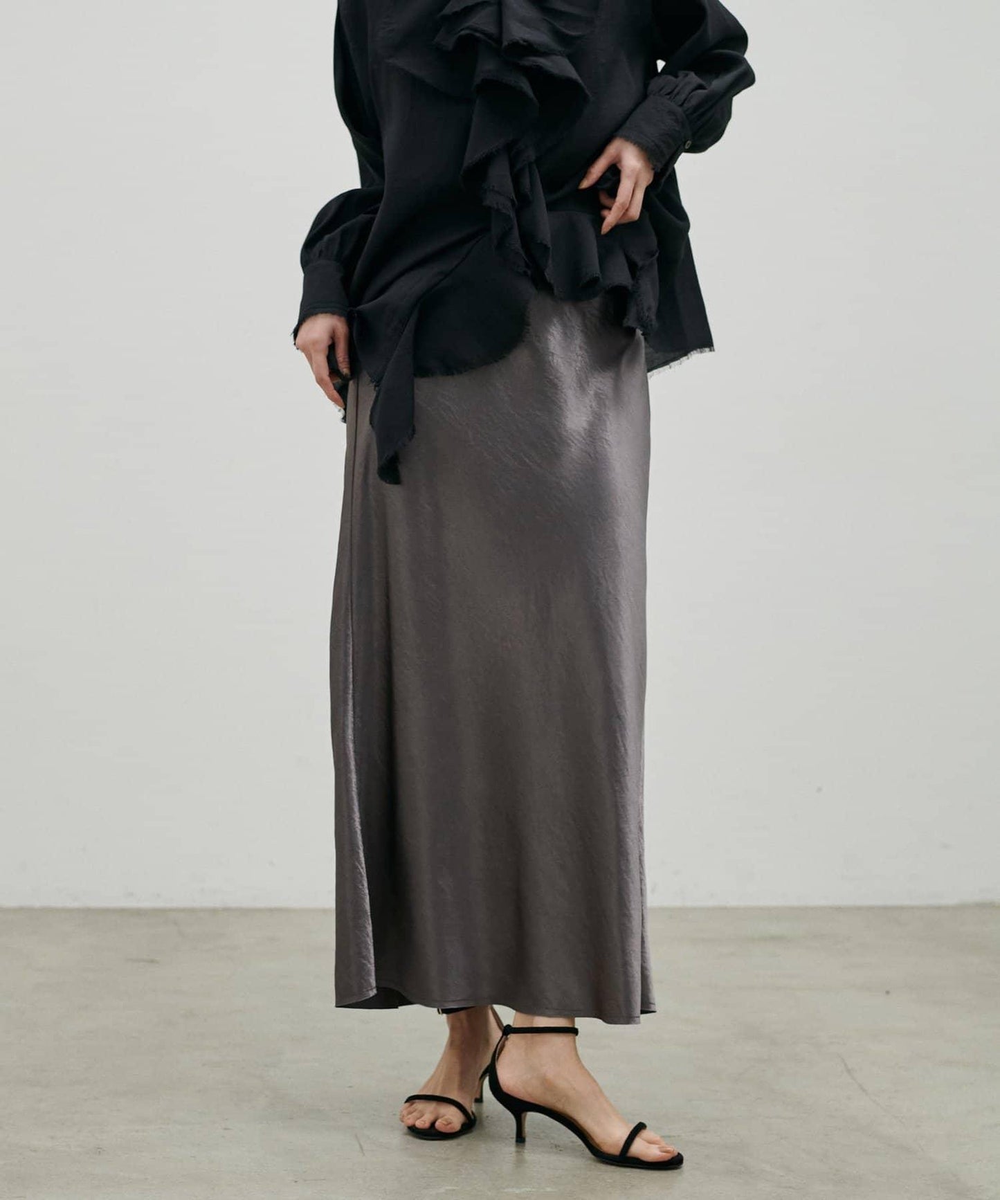 垂墜窄擺半身裙