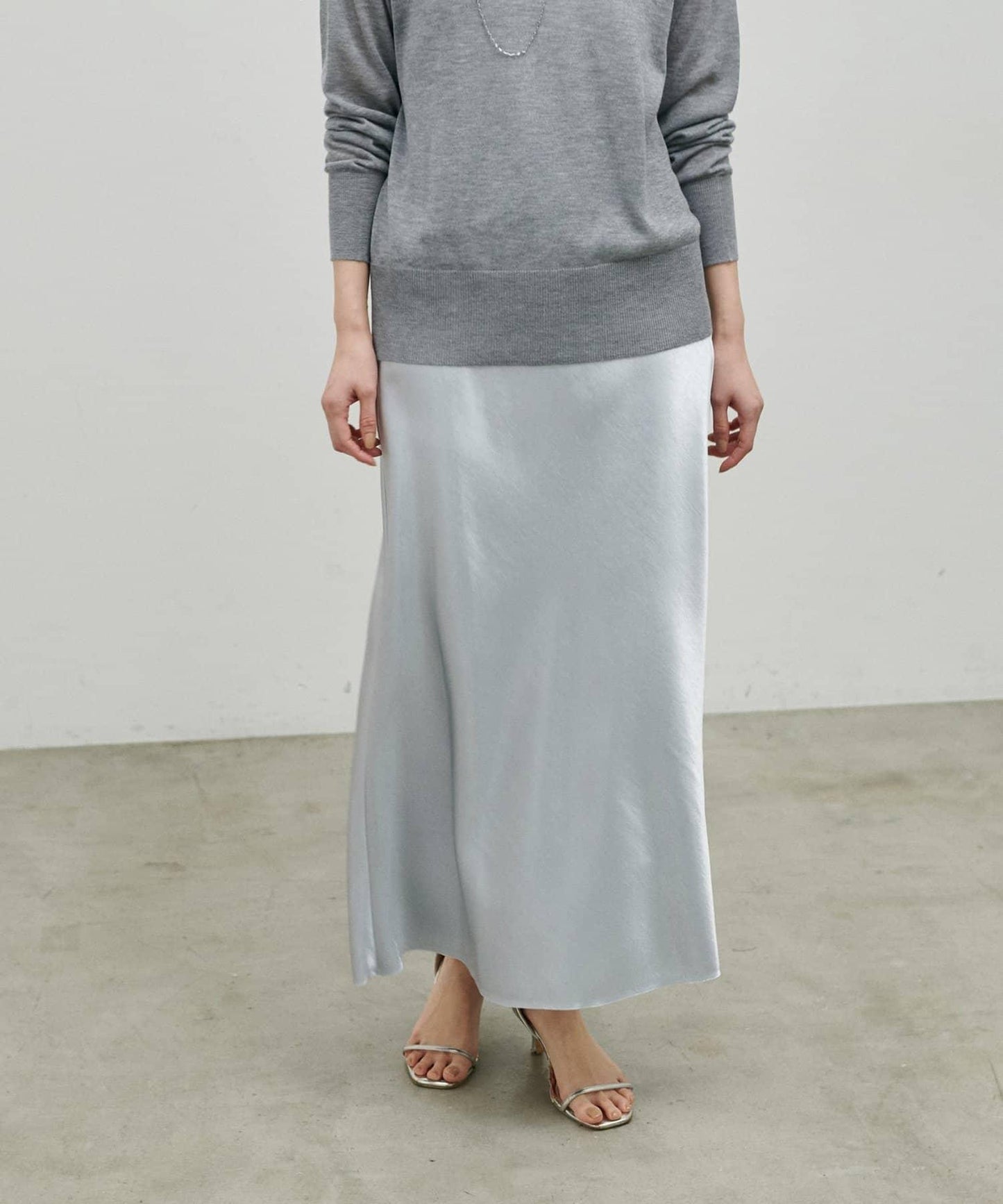 垂墜窄擺半身裙