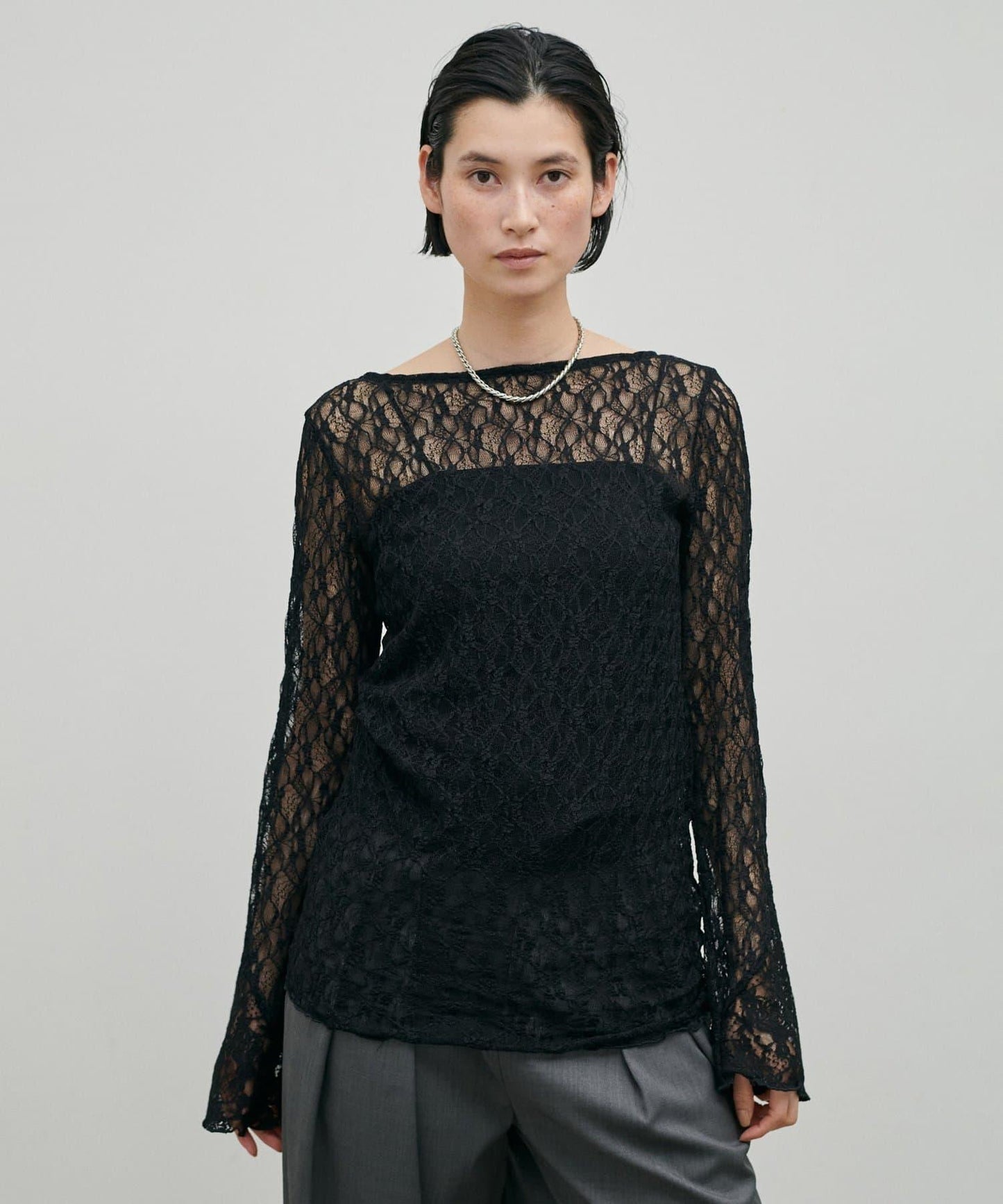 MIX蕾絲拼接套頭上衣