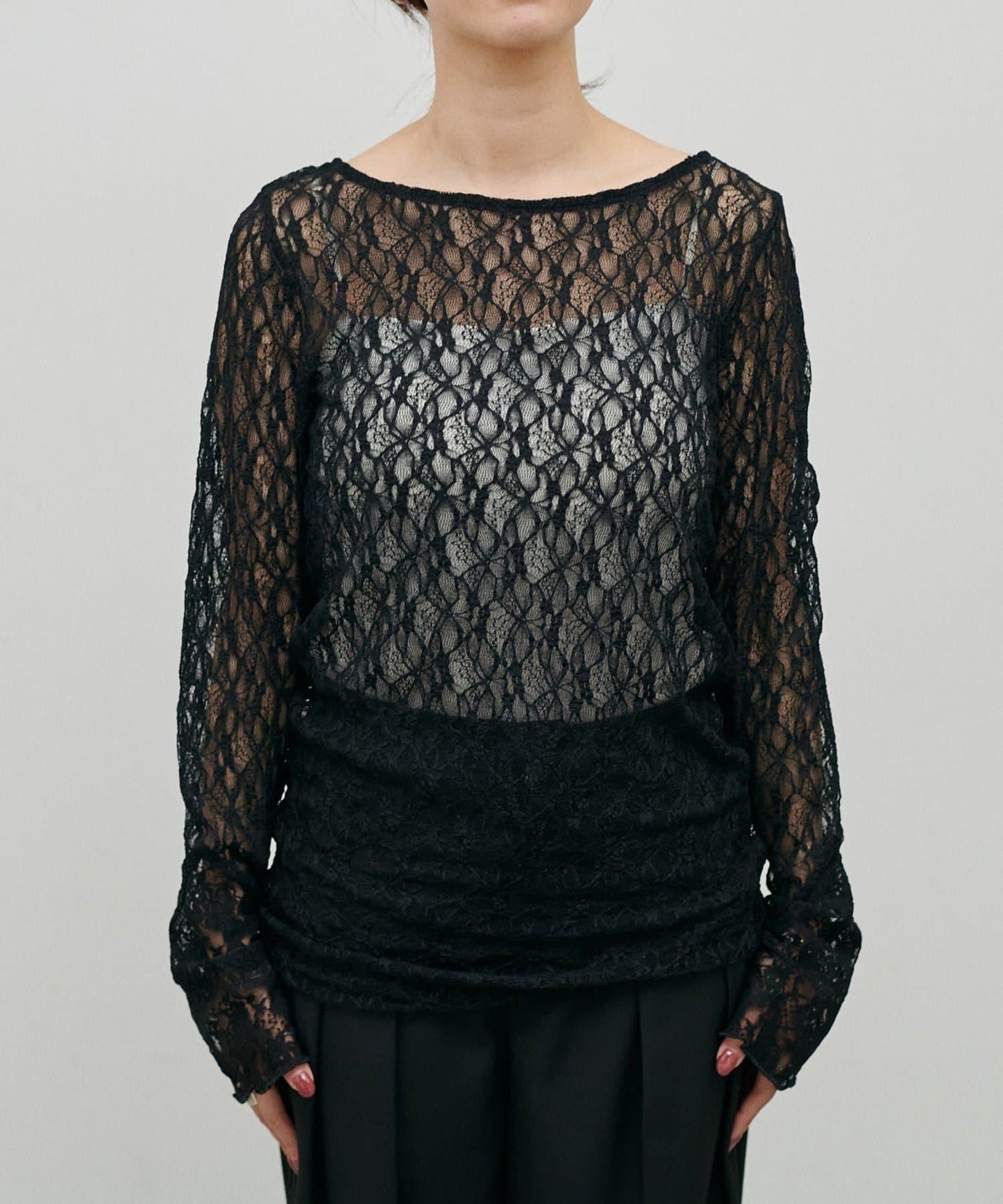 MIX蕾絲拼接套頭上衣