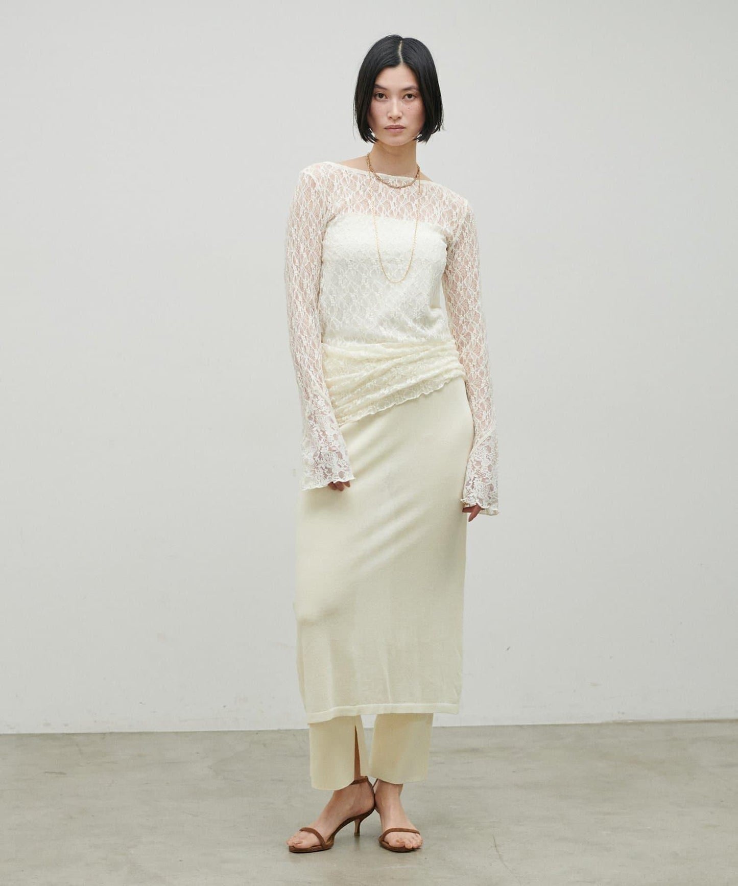 MIX蕾絲拼接套頭上衣