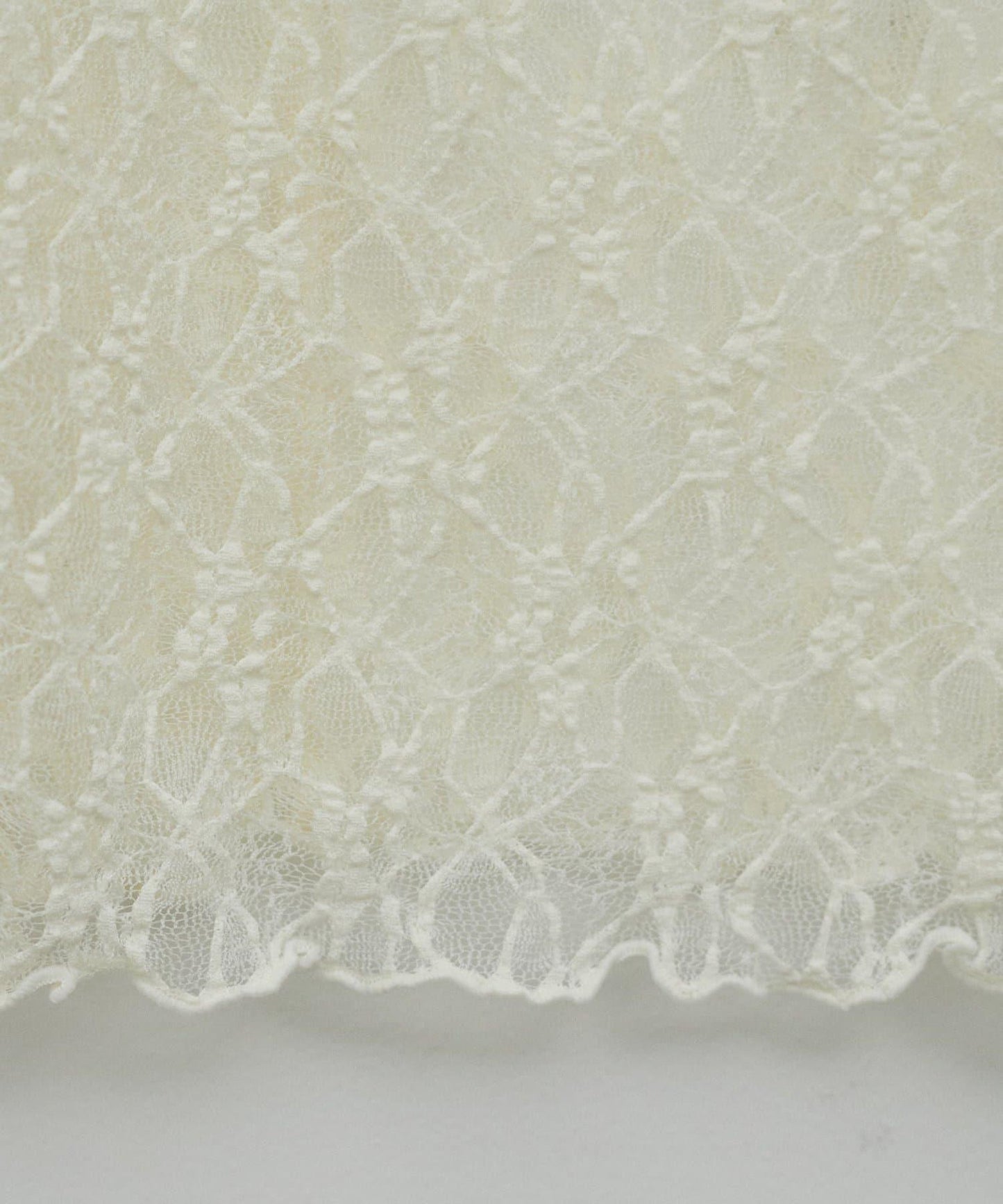 MIX蕾絲拼接套頭上衣