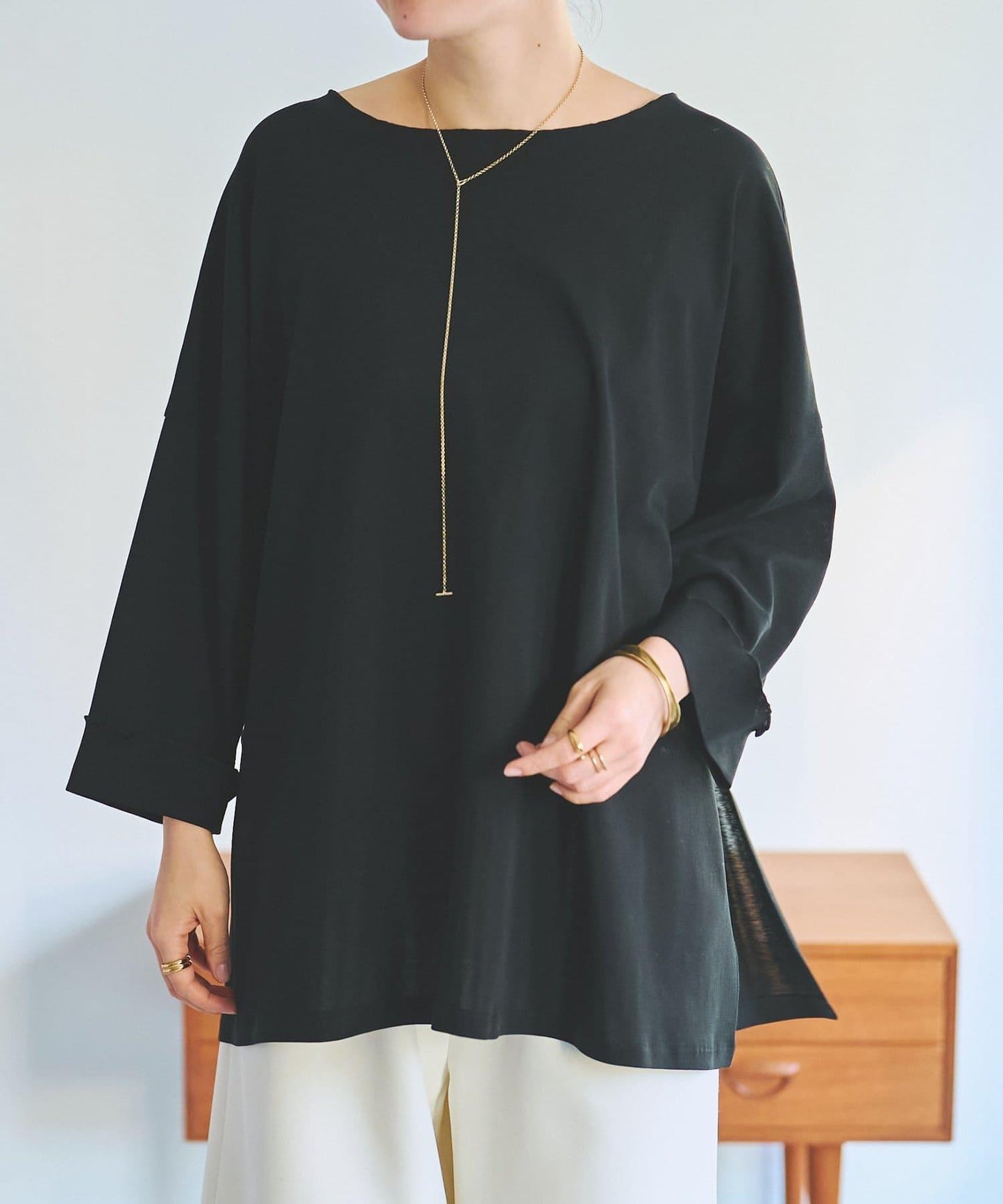 字母荷葉邊套頭上衣