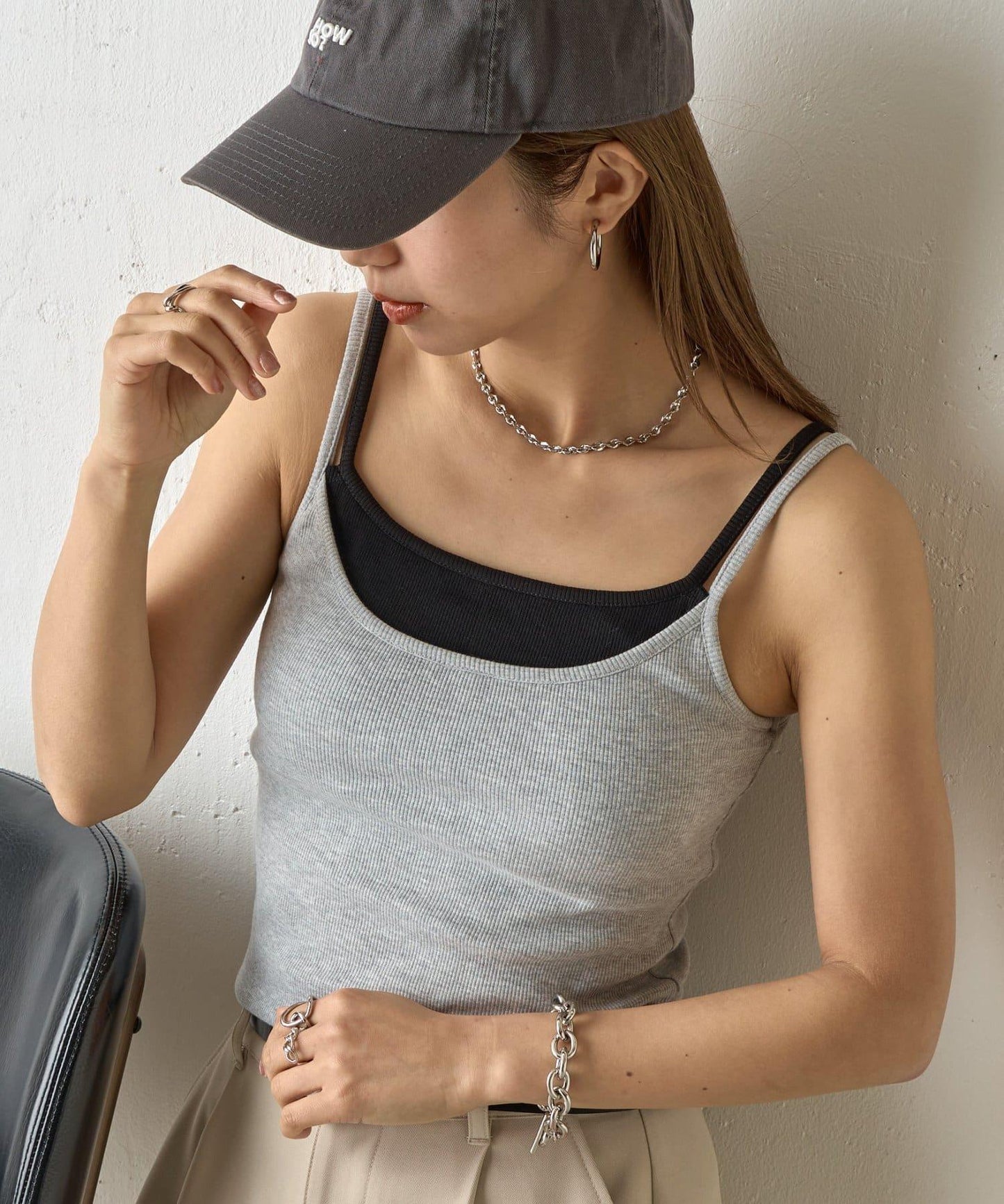 帶胸墊層次羅紋吊帶背心