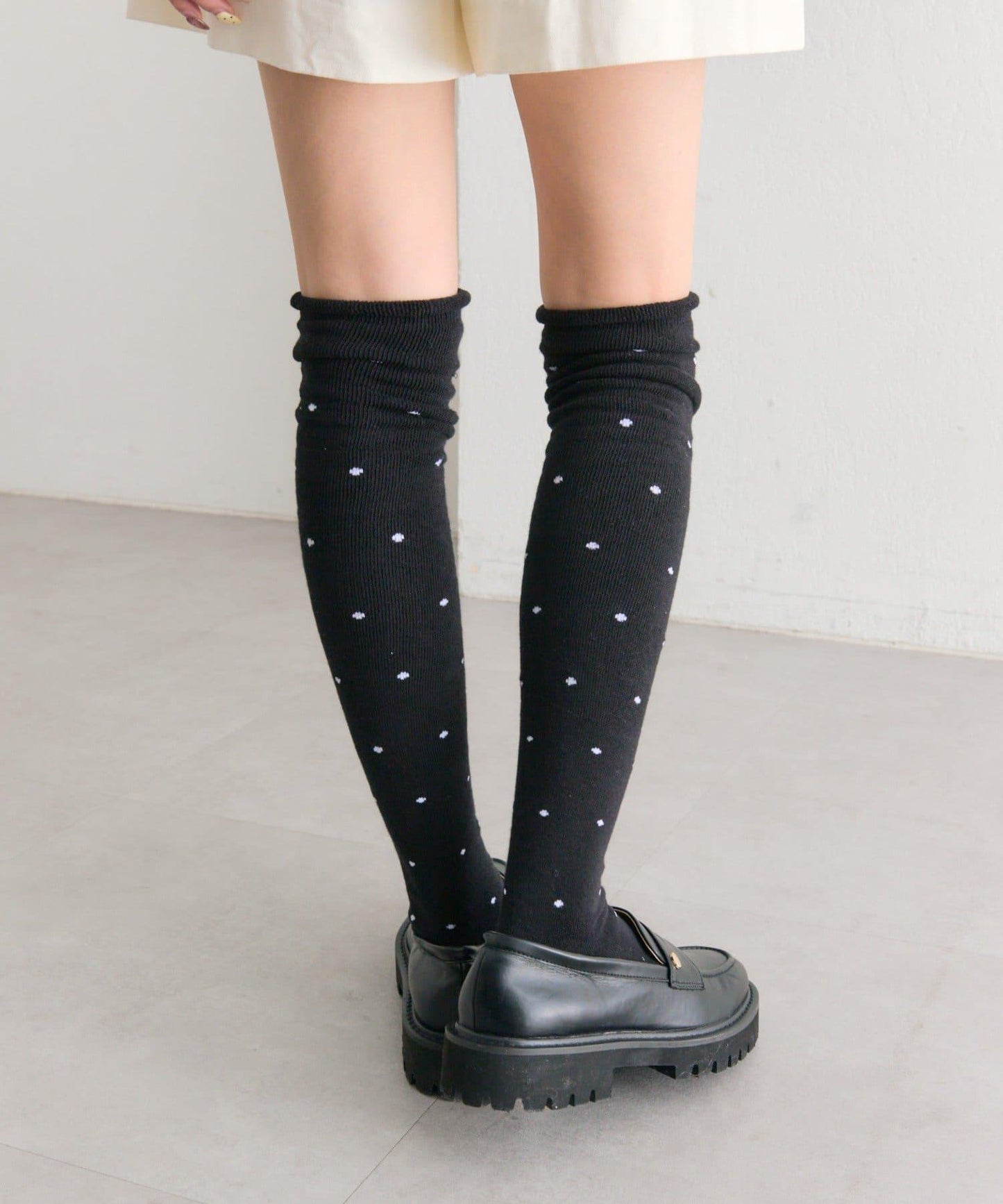 波點長筒襪