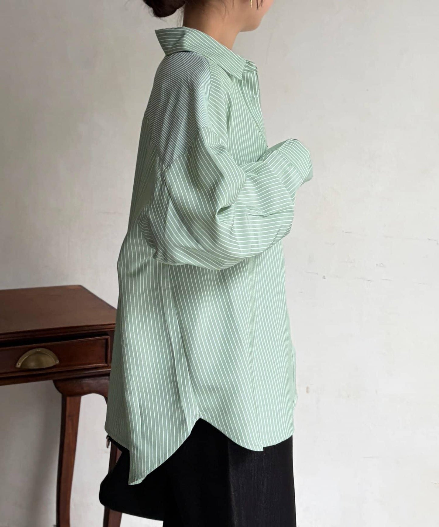 條紋後拼接設計鈕釦襯衫