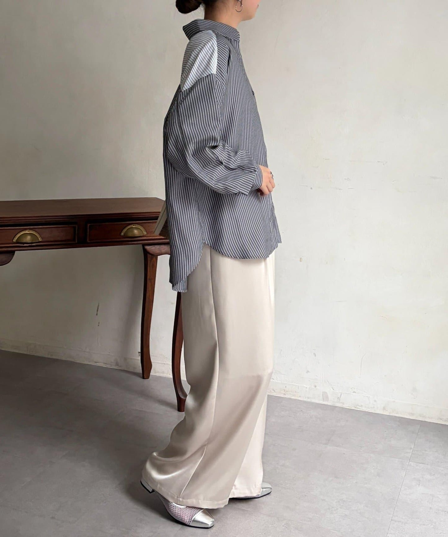 條紋後拼接設計鈕釦襯衫