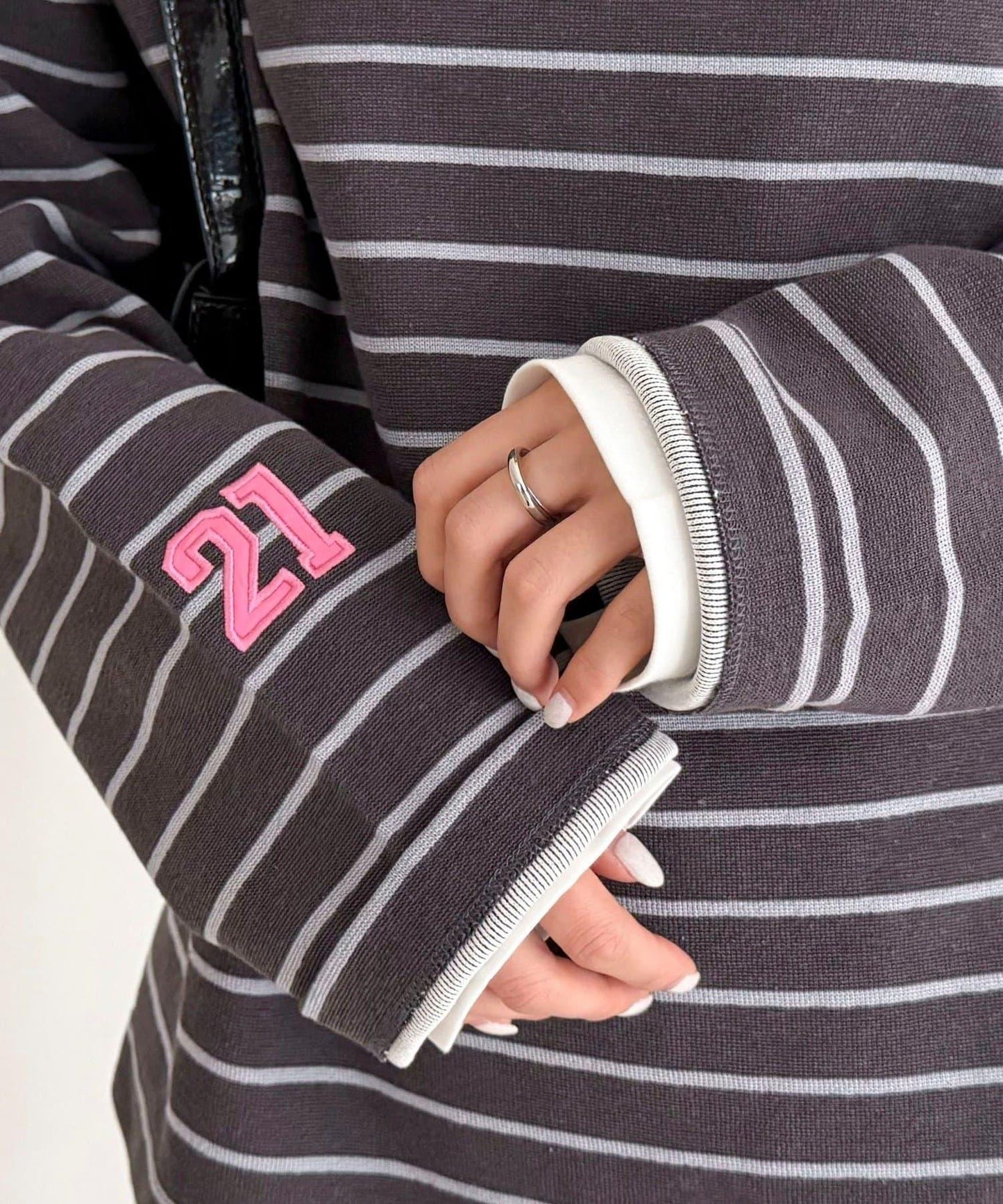 寬鬆版型 條紋 針織套頭衫