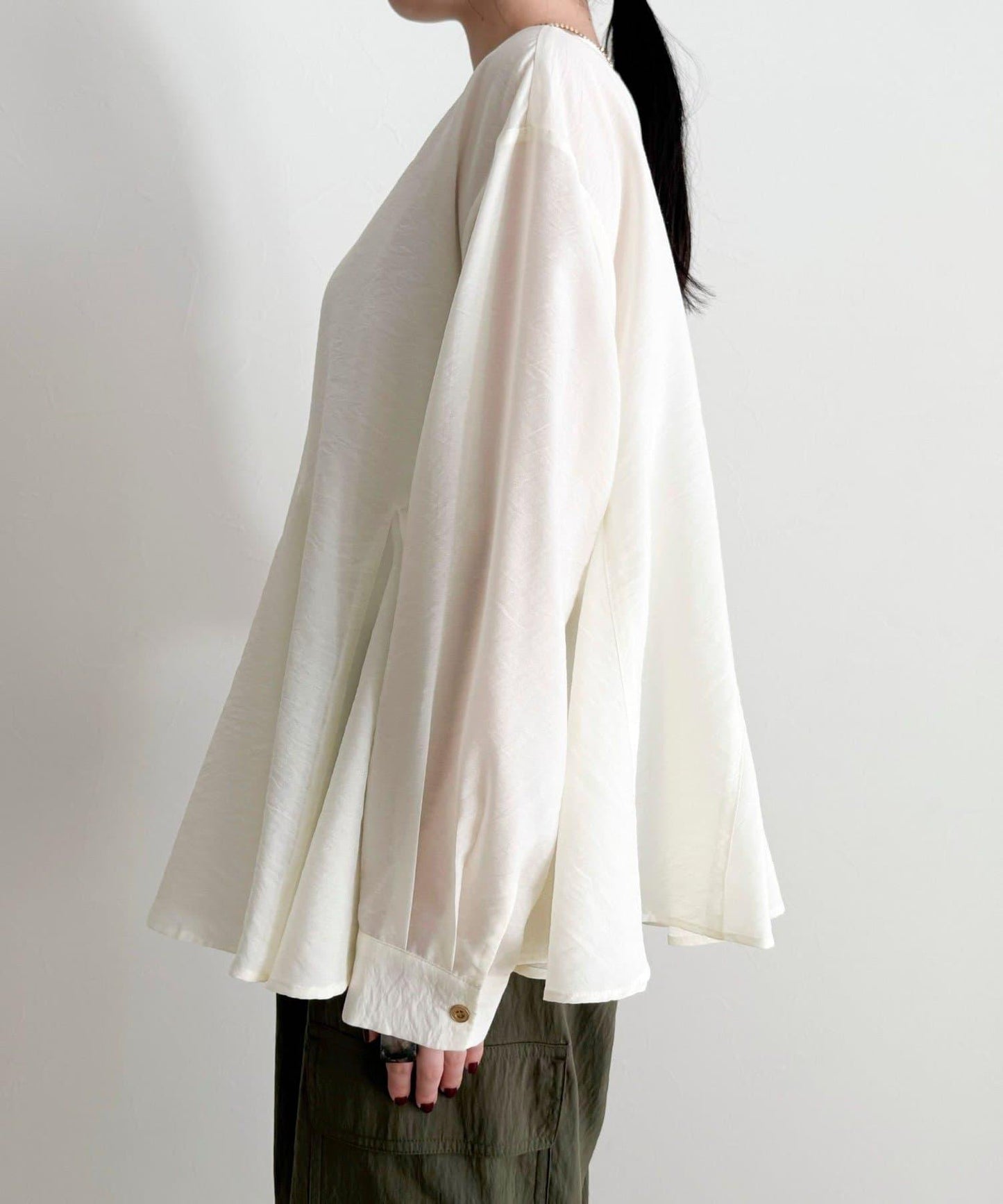 薄紗蓬鬆廓形荷葉擺襯衫