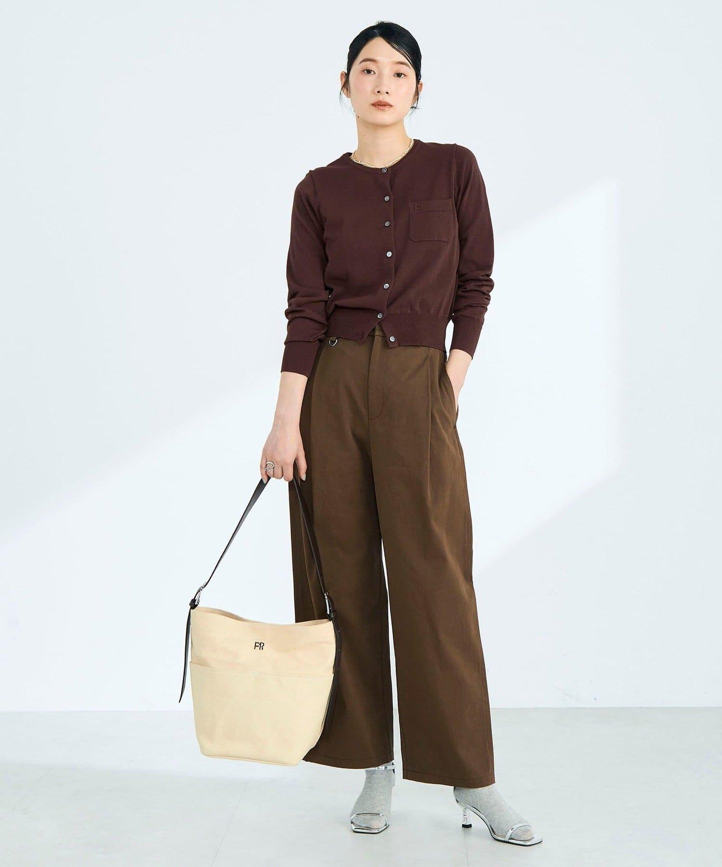 FR刺繡 BASIC 棉混 針織開衫