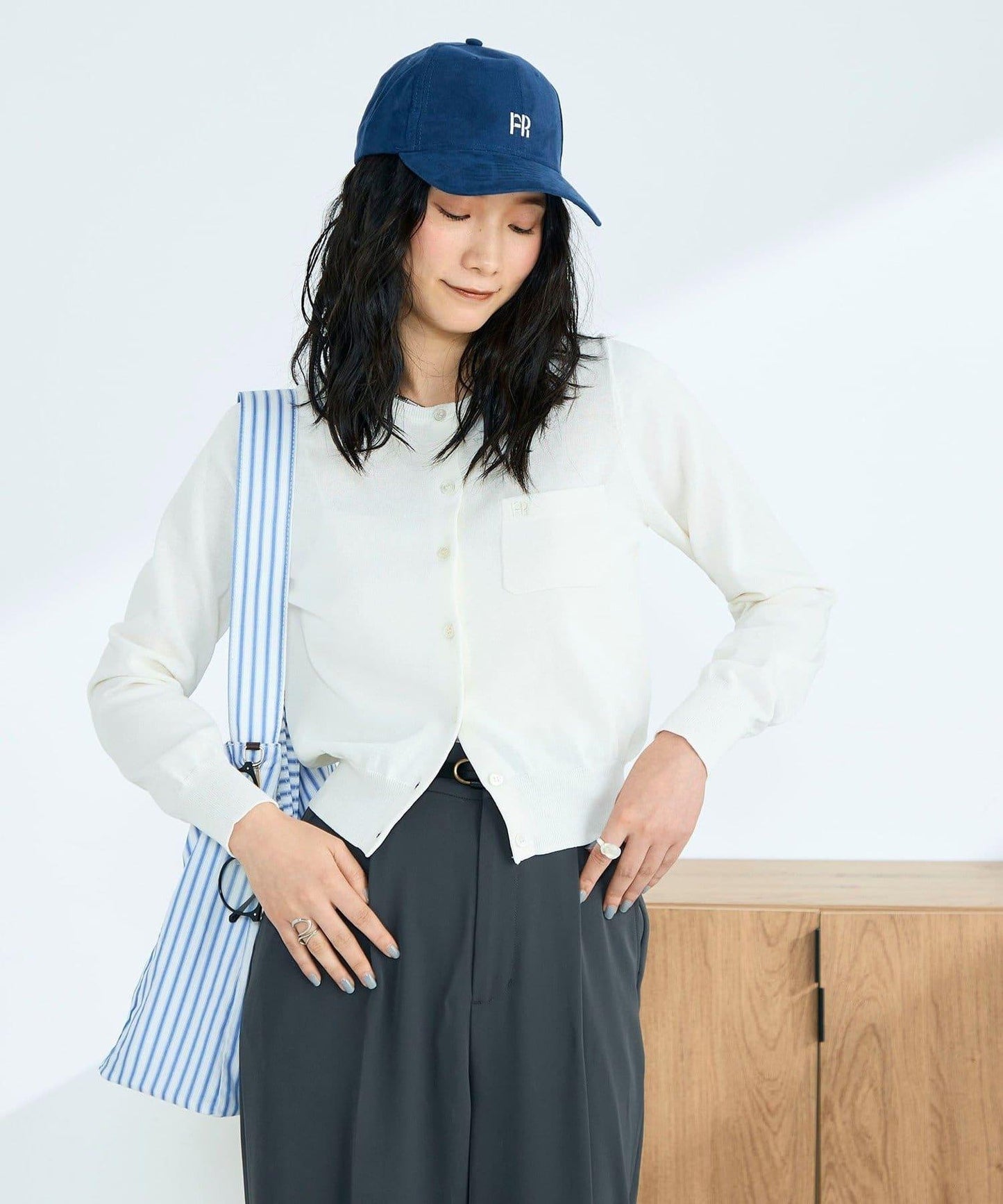 FR刺繡 BASIC 棉混 針織開衫