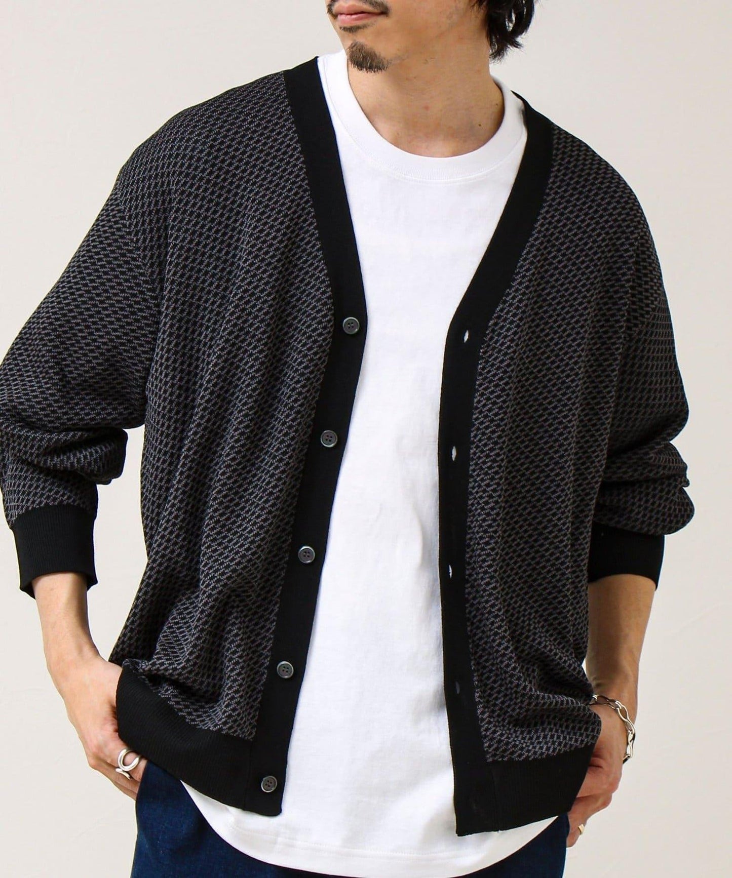 清爽觸感 V領 鳥眼紋 crunchy 針織開衫