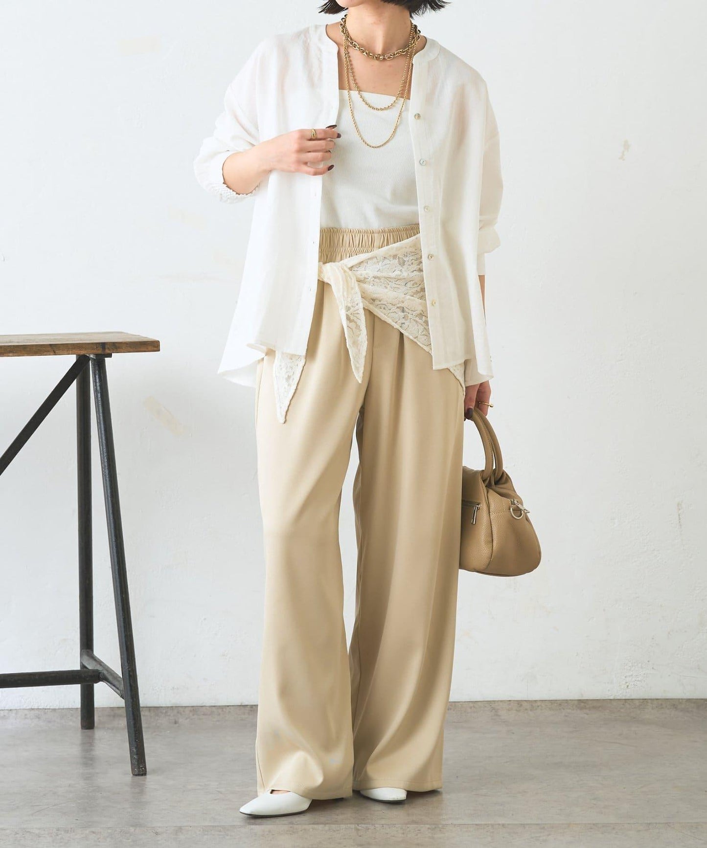 配色開衩開領襯衫