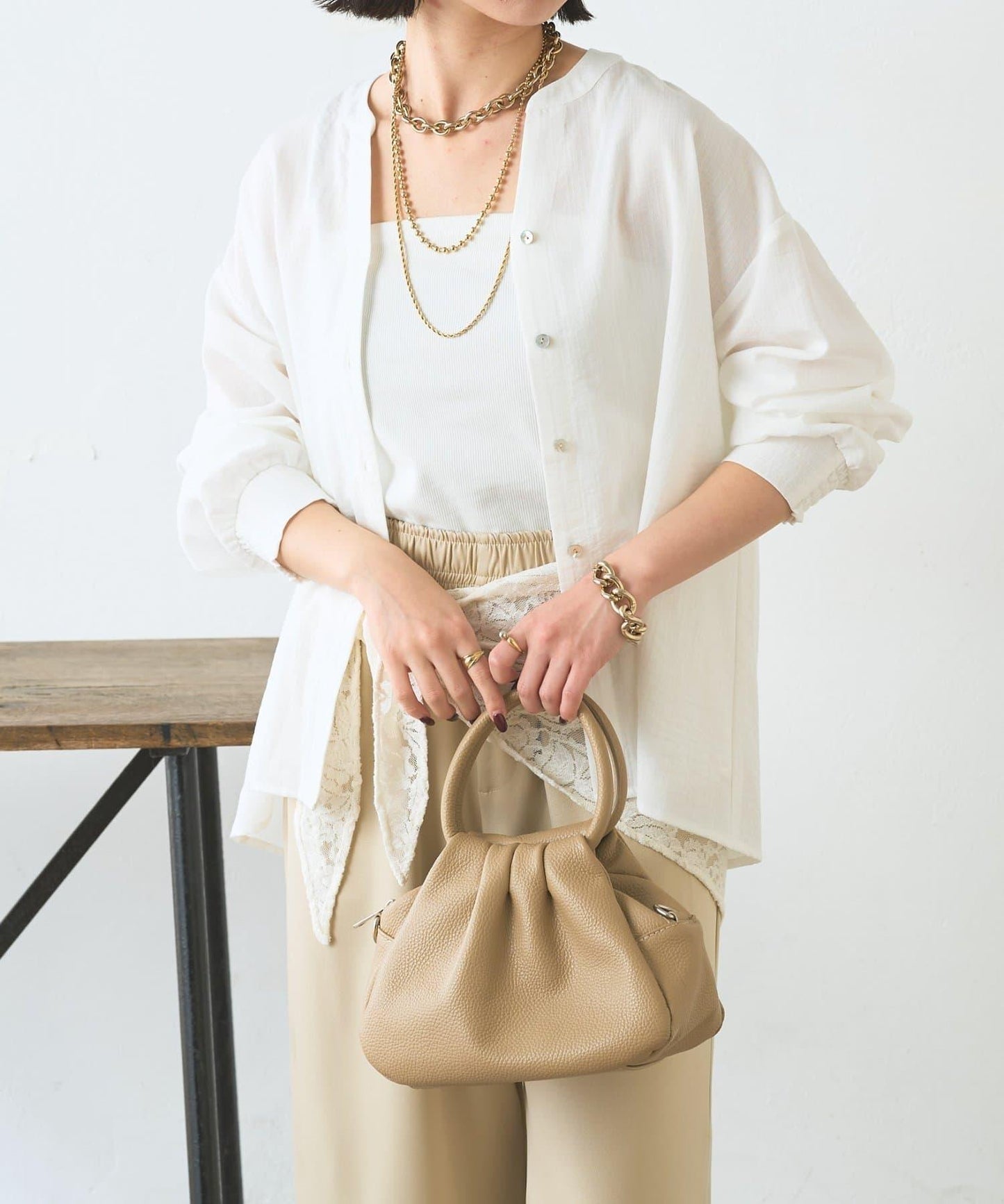 配色開衩開領襯衫